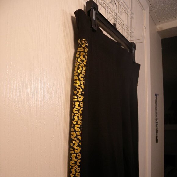 DEREK HEART BLACK & GOLD LEGGINGS Size: 1X - Picture 10 of 16